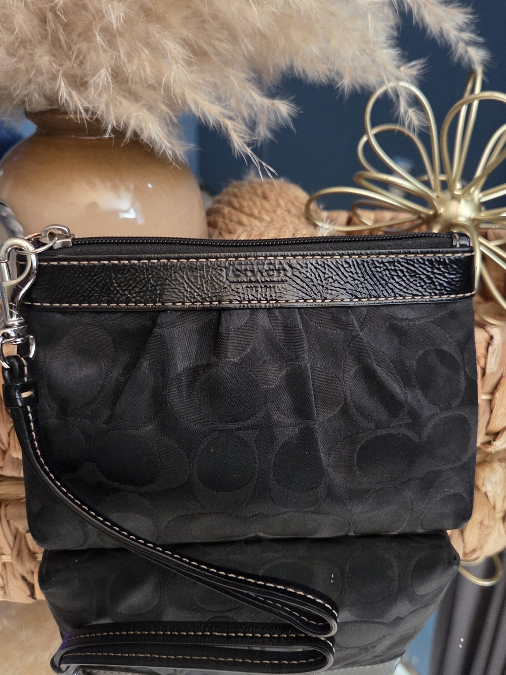 Coach Black Signature C Jacquard Fabric Patent Leather Wristlet - Picture 3 of 7